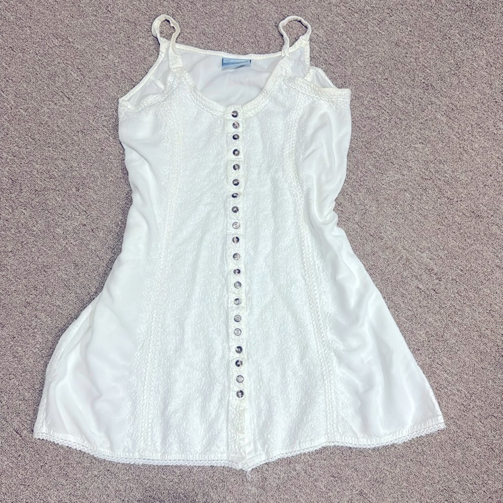 Beautiful lace detail sundress☀️🤍